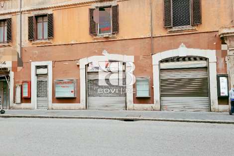 Locale commerciale in affitto, Centro Storico