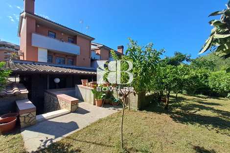 Villa in vendita, Selva Candida